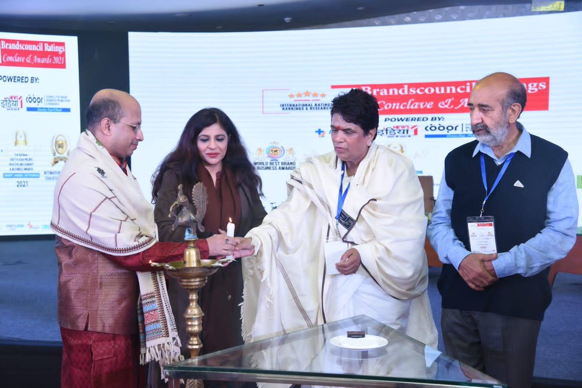 dutta70's tweet photo. #ChiefGuest at this #NationalConference at the #ParkHotel #NewDelhi on 18th Dec 2021 of #Medilinks and #BrandCouncil Ratings . Dr Suvrokamal Dutta . Renowned Right Wing Media Think Tank . https://t.co/lpxZZm8pVY