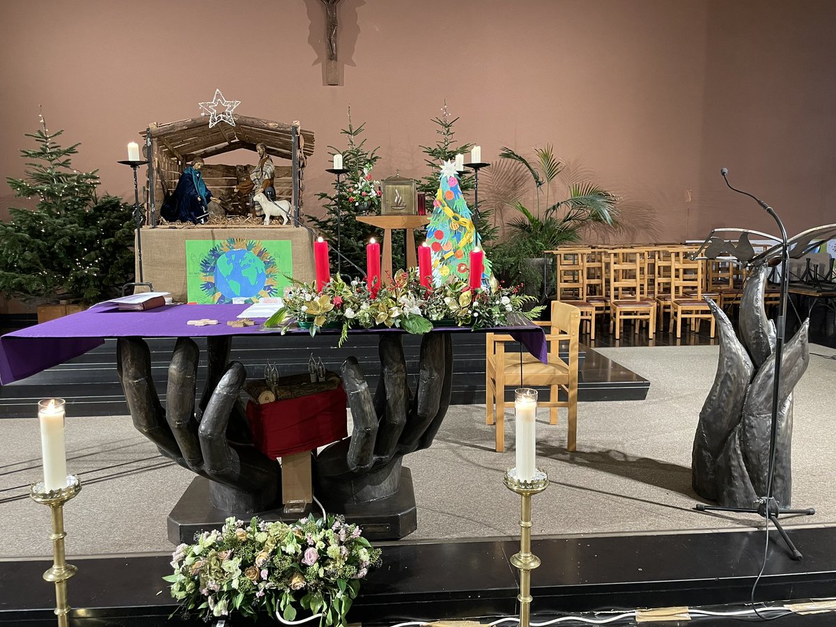 Sainte fête de Noël en Zalig Kerstfeest… ce matin, funérailles et ce soir, Naissance