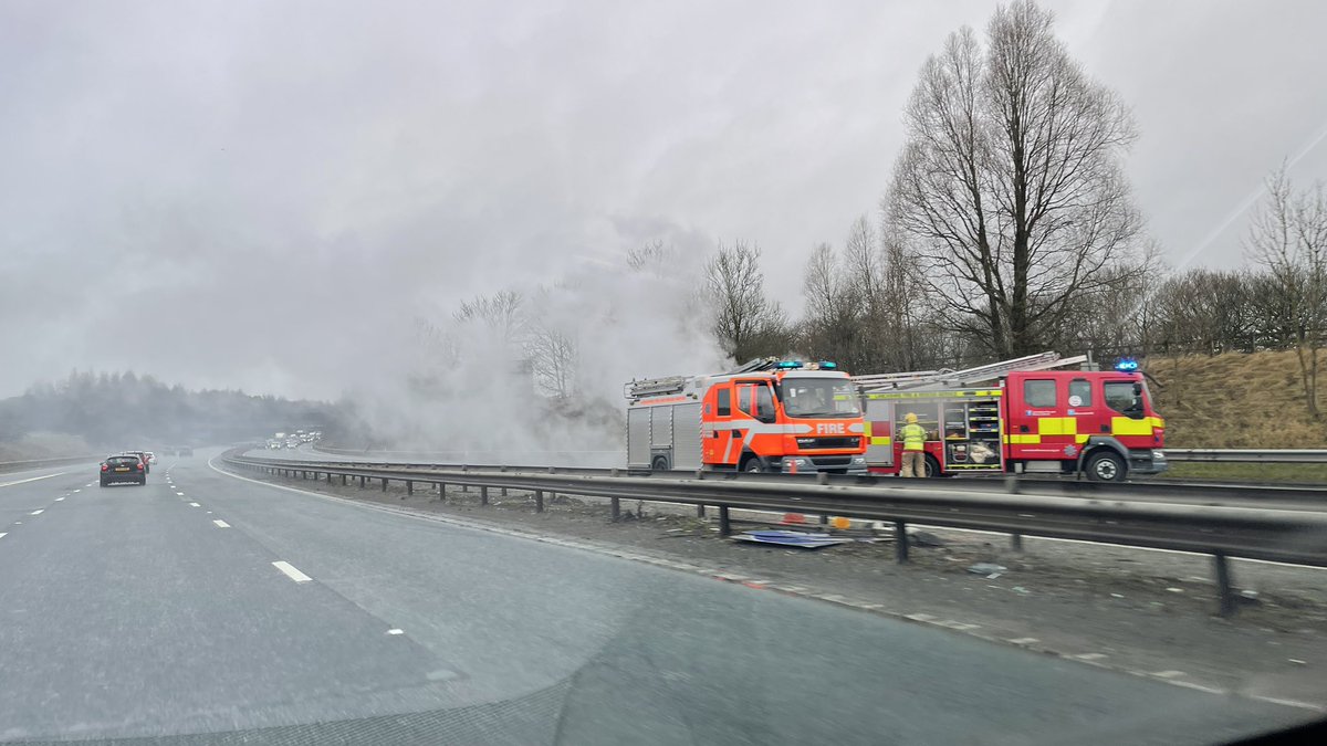 Travel: M65 currently blocked eastbound between junction 6 Whitebirk and junction 7 Clayton due to a vehicle fire  #lancashire #blackburn #accrington