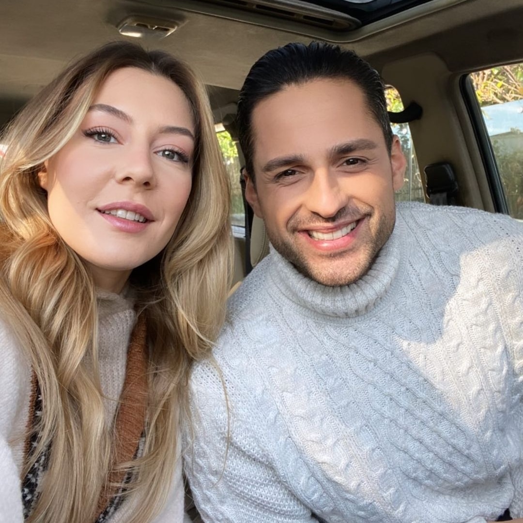 DiziciBagyan's tweet photo. Ege Kökenli &amp; Ekin Mert Daymaz 💫 #Obsesyon https://t.co/J6Uo7ZzSWs