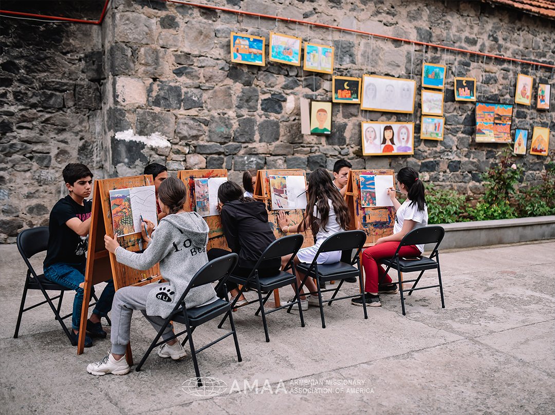 AMAA_Armenia's tweet photo. The mission of the AMAA “#Shogh” Day Centers is to help vulnerable children improve academically, gain life skills, enjoy education and advance in their everyday life.

Dears, keep shining! https://t.co/GGN8sKhDcB