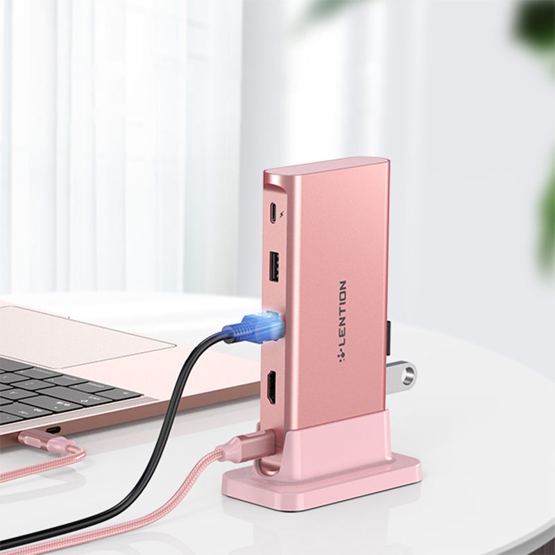 Lention5's tweet photo. LENTION vertical USB-C Docking Station gold rose color (CB-D53)🎄🎄🎄
#desk #desksetup #deskgoals #deskspace
 #deskorganization #deskinspiration #laptopstand #accessories #charging #macbook #macbookpro #macbookair #macbookpro2018 #macbookair2020 #macbookpro16 #macbookproretina https://t.co/KKpnatwYv3