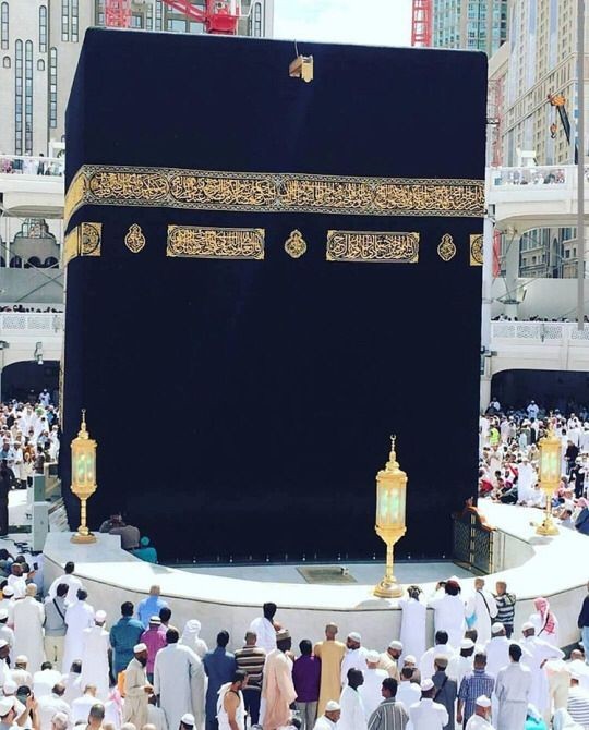 #𝐀𝐬𝐬𝐚𝐥𝐚𝐦𝐮___𝐀𝐚𝐥𝐚𝐢𝐤𝐮𝐦___♡
हम उनके उम्मती है ﷺ जिसे देखकर पत्थर भी कलमा पढ़ते थे ﹏﹏♡♡