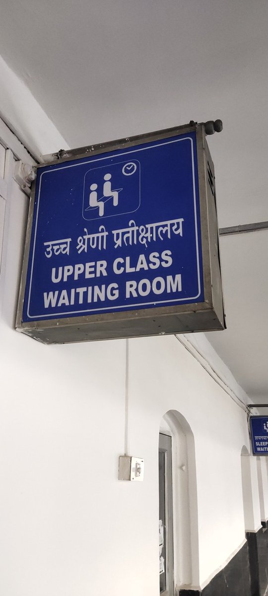 yashvermas455's tweet image. @RailwaySeva very bad service of upper clase waiting room 
Hole railway stuff come here for toilet very bad smell coming very disappoint with this
#cheapservice
Bina M.P