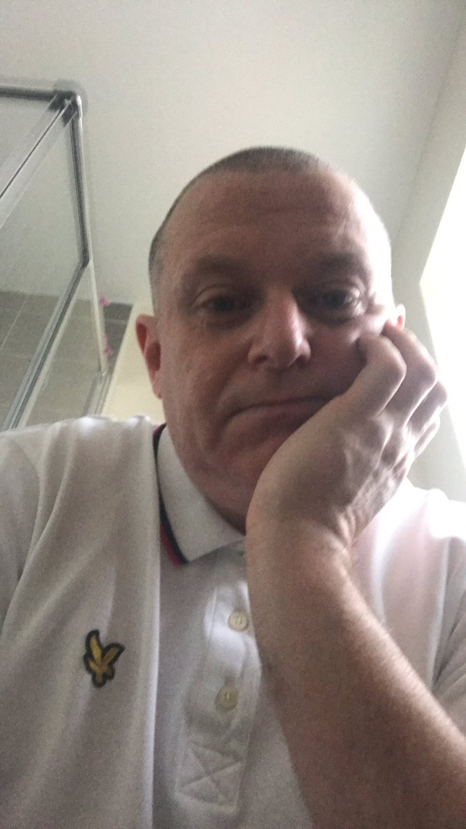 dazbroomhead's tweet photo. Happy Birthday to me 48 yrs old &amp; ready to@go out &amp; see the family. Have a great day everyone. https://t.co/eswvmxvHKI