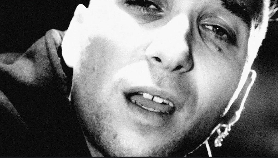 MattiaBriga's tweet photo. Tra 10 minuti (alle 12:00) su YouTube canale @Honiro il video di 
Seis de la Mañana 

Buon Natale 🎁 https://t.co/oeJO5VnY8r
