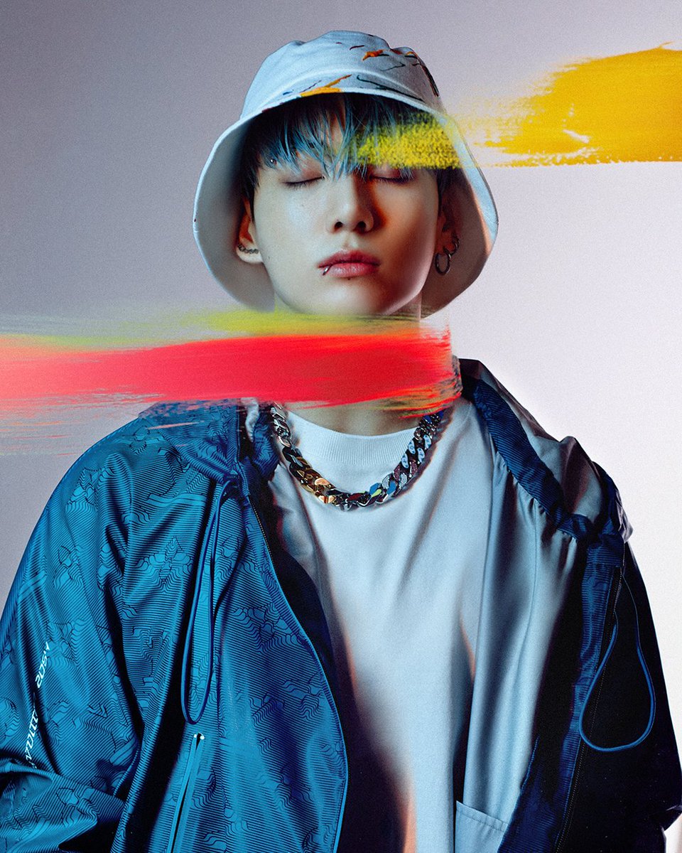 Louis Vuitton on X: #SUGA in #LouisVuitton. The @bts_twt member and House  Ambassador is photographed for the January 2022 Special Editions of  @VogueKorea and @GQKorea in pieces from the #LVMenSS22 Collection by