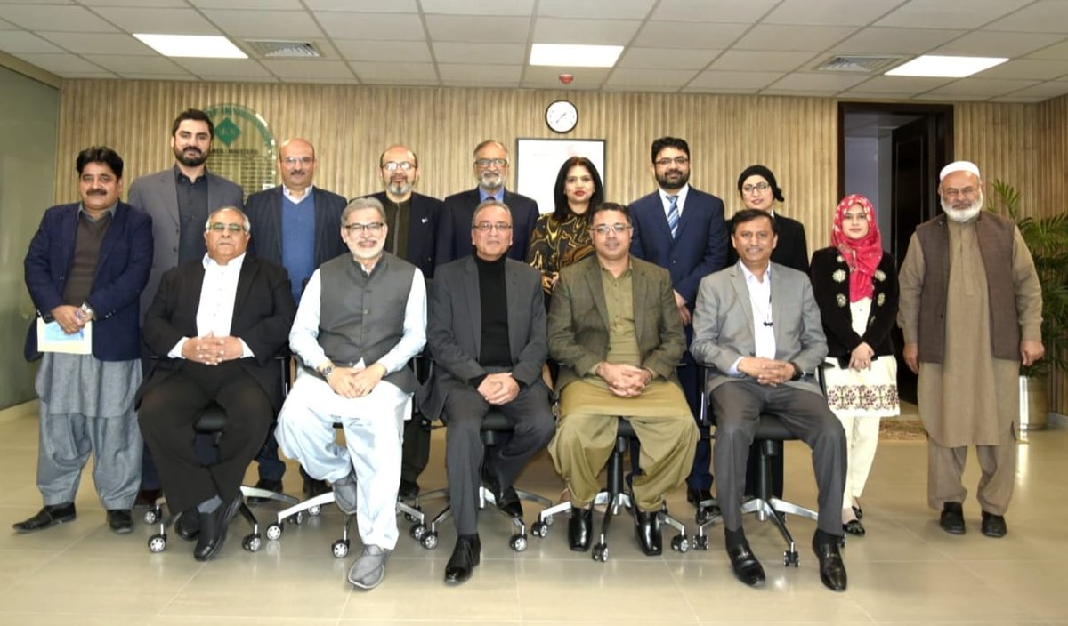 investinpak's tweet photo. Mr. @hassansyed66 , President &amp; CEO, @IdeaGistdotcom along with his 12 member delegation called on Minister of State &amp; Chairman BOI Mr. @MAzfarAhsan 2 solicit his support for investment initiatives in Pak. The delegation represented various sectors including fintec, education 1/2 https://t.co/SQqMYM851w