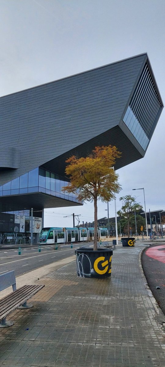 Magnífica setmana per a les infraestructures de transport públic a l'àmbit de l'ATM  de Barcelona: aprovat pel Govern el #pdinfraestructures i adjudicats per BIMSA les 1eres obres de la connexió de les xarxes tramviaires, projectes impulsats per <a href="/ATMbcn/">Autoritat del Transport Metropolità</a>