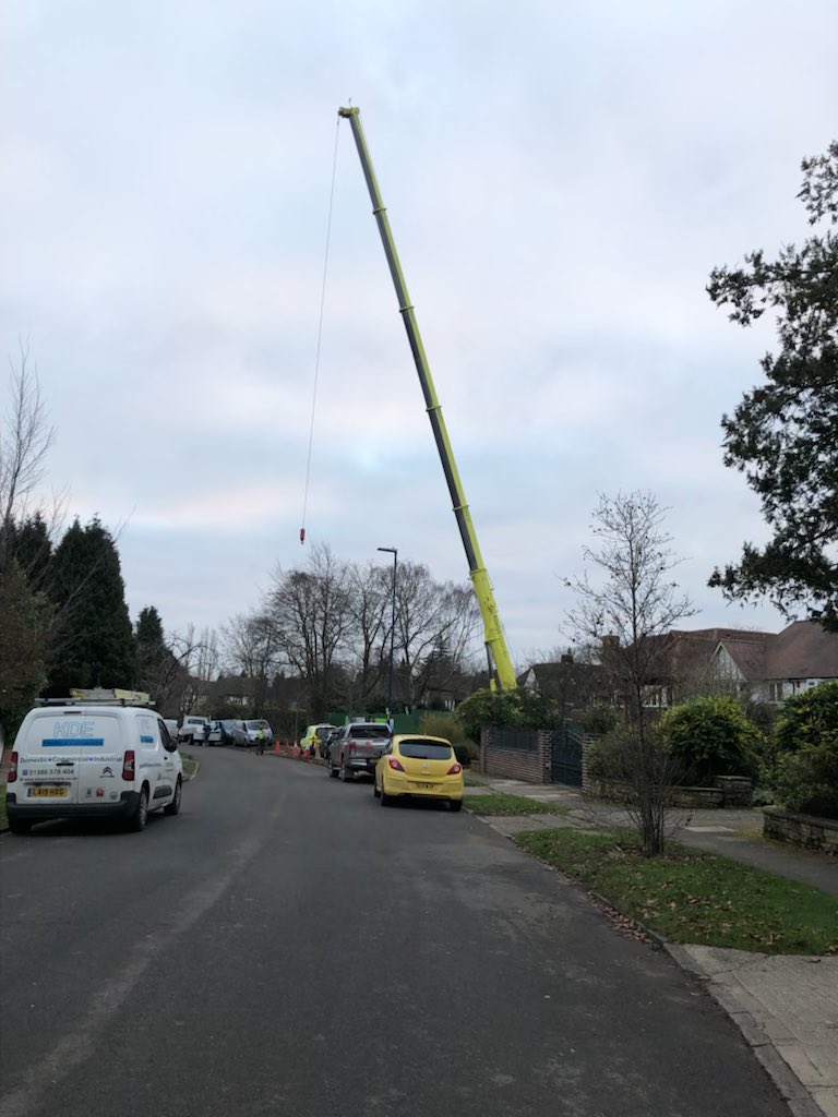 AstleyLand's tweet photo. Had fun this week having new @HillierTrees craned over a new house in Birmingham with #Carrier Landscapes #MelWood and #CotswoldOak
That’s all for 2021, wishing you all ha very Merry Christmas 
#construction #design #landscape #architecture https://t.co/EMu2odxLhB