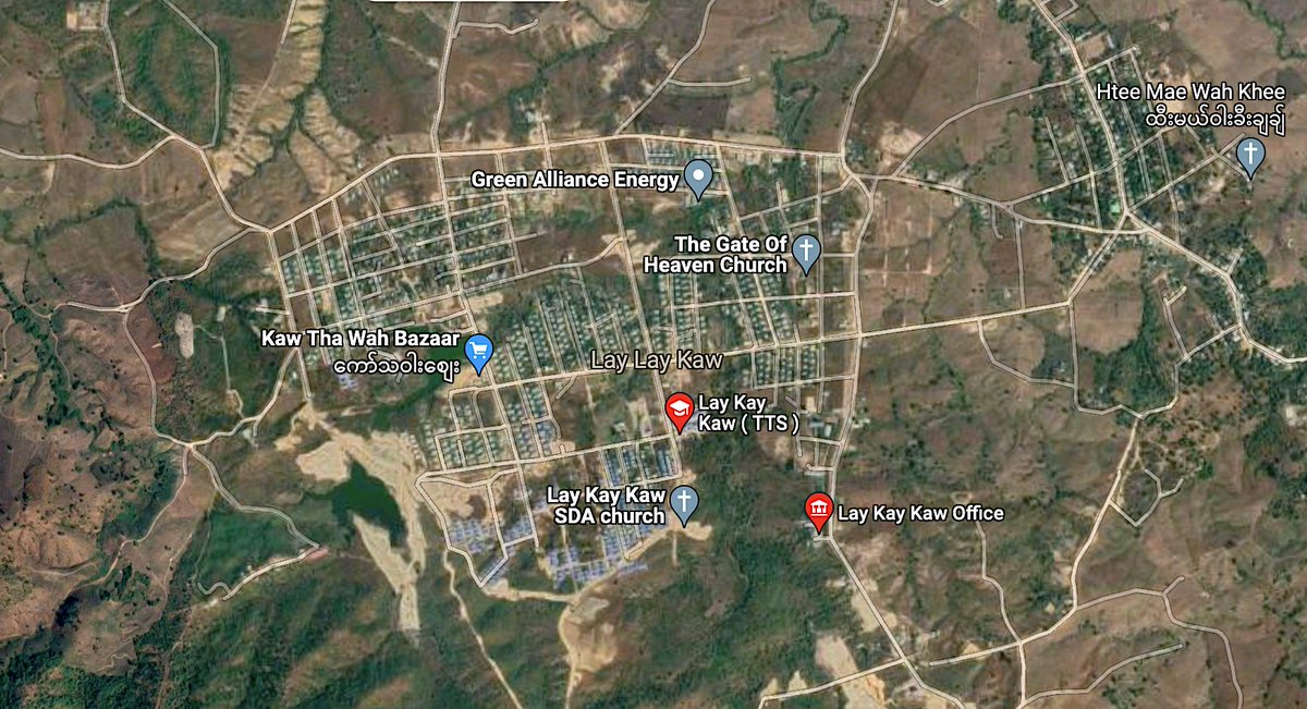 IrrawaddyNews's tweet photo. The Myanmar military regime carried out more air raids on #LayKayKaw near the Thai border in Karen State on Friday. Locals confirmed that the regime is not only dropping bombs but firing artillery. (Photo: KO News) 

#WhatsHappeningInMyanmar https://t.co/fJQWkLZoZQ