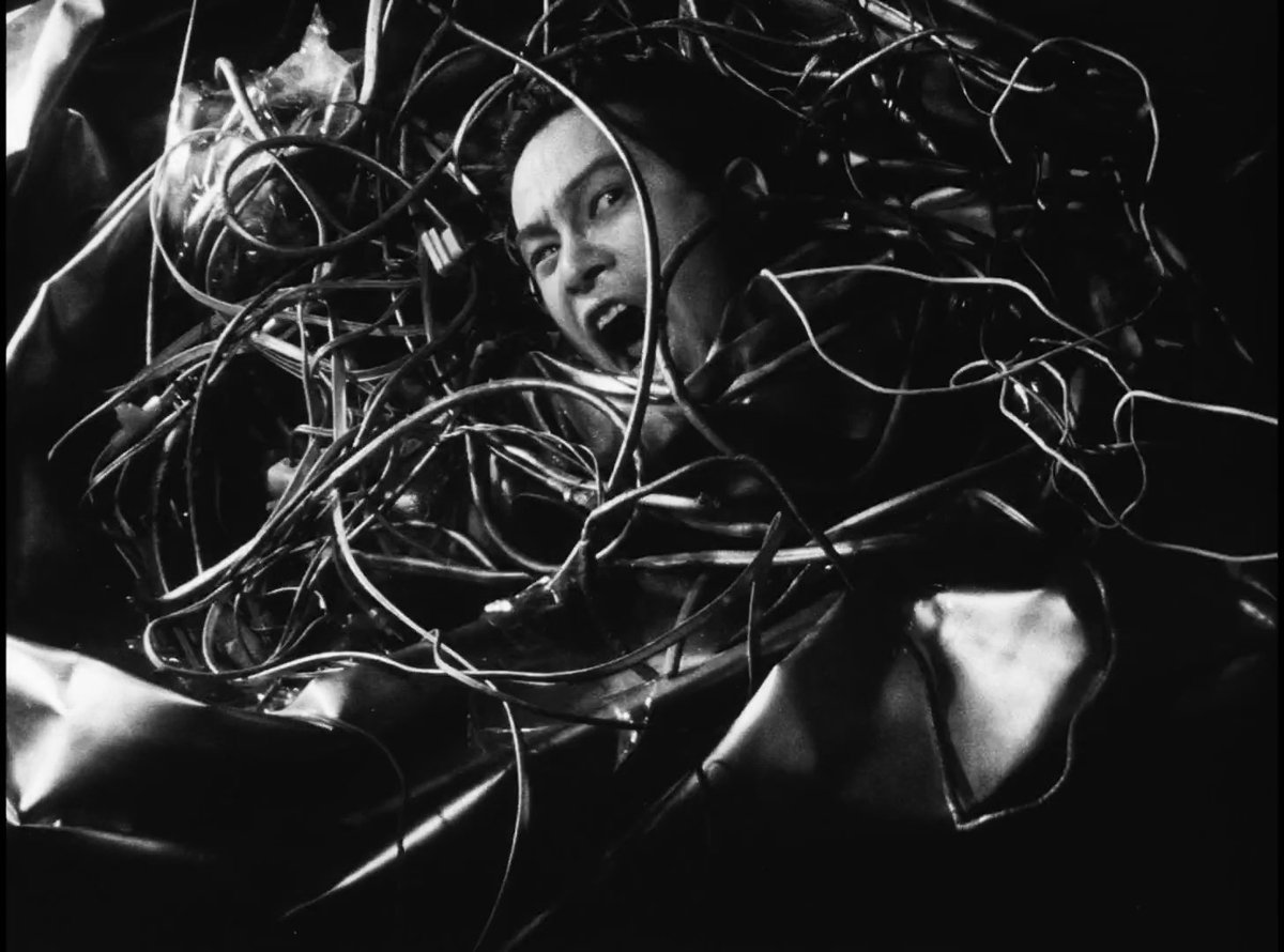 _sinesapiens_'s tweet photo. 鉄男 / Tetsuo: The Iron Man(1989) - Shinya Tsukamoto https://t.co/HzToGmpiFu