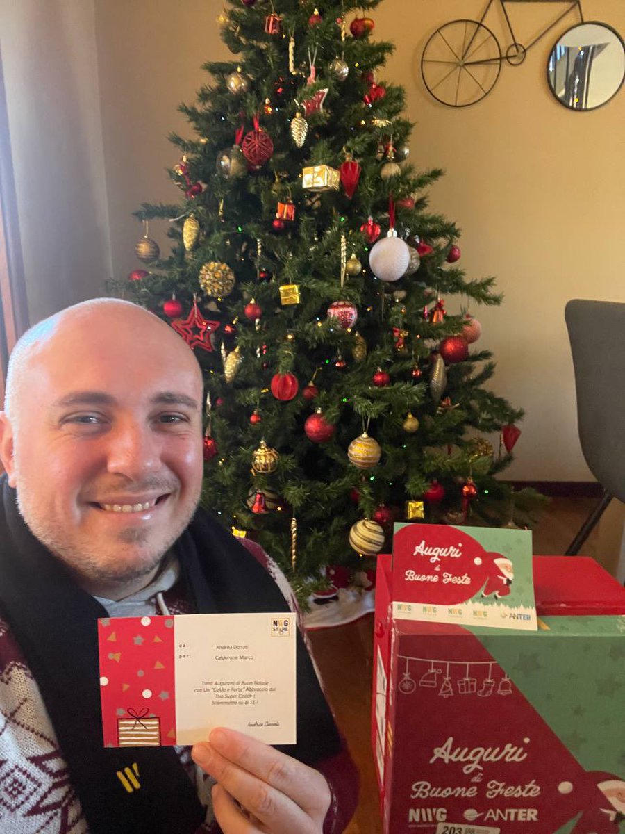 MarcoCalderone0's tweet image. Tantissimi auguri di buon Natale a tutto il Team 🎄