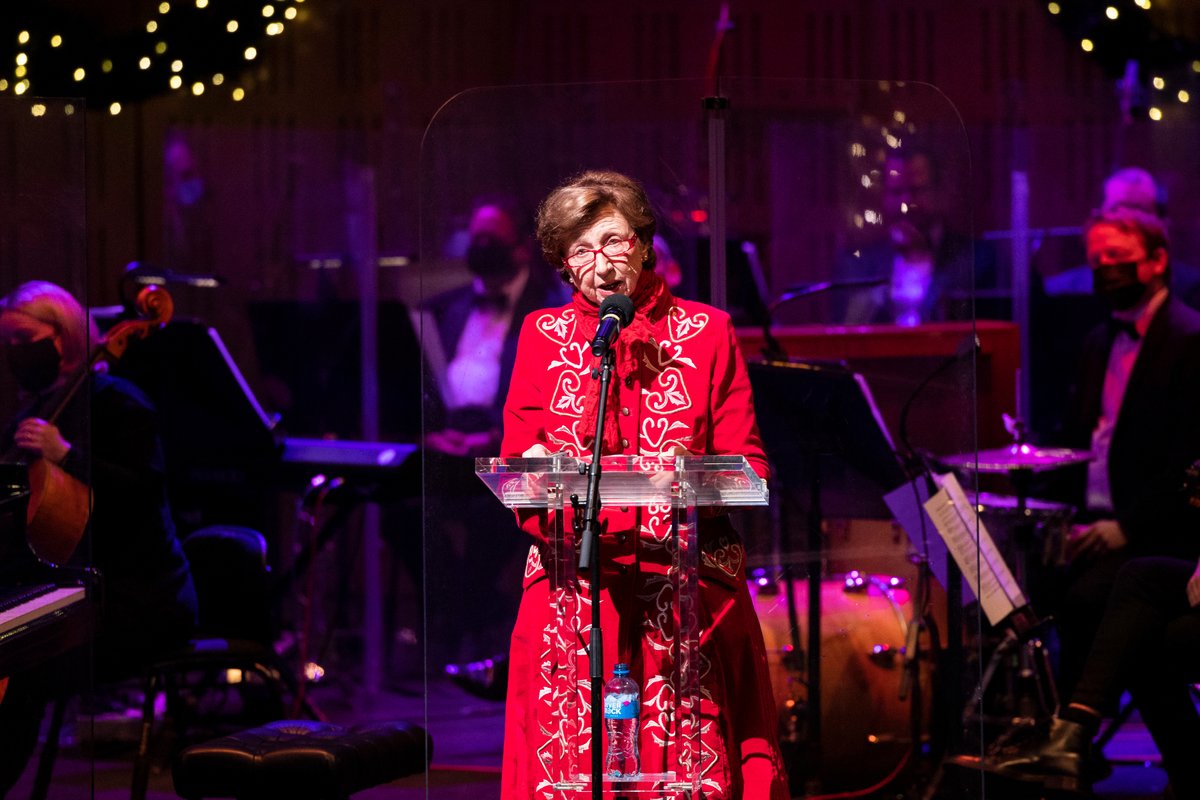 rte_co's tweet photo. Tomorrow Christmas morning at 9am on @RTESunMisc @rteradio1, you’ll hear words from Olivia O’Leary, @AkaPaulHoward and @ManchanMagan and music from @CormacKenevey, @LambeLisa, @FlathartaSeamus and @caoimhe_fla with the @rte_co and Gavin Maloney. https://t.co/StM7ALrsy1