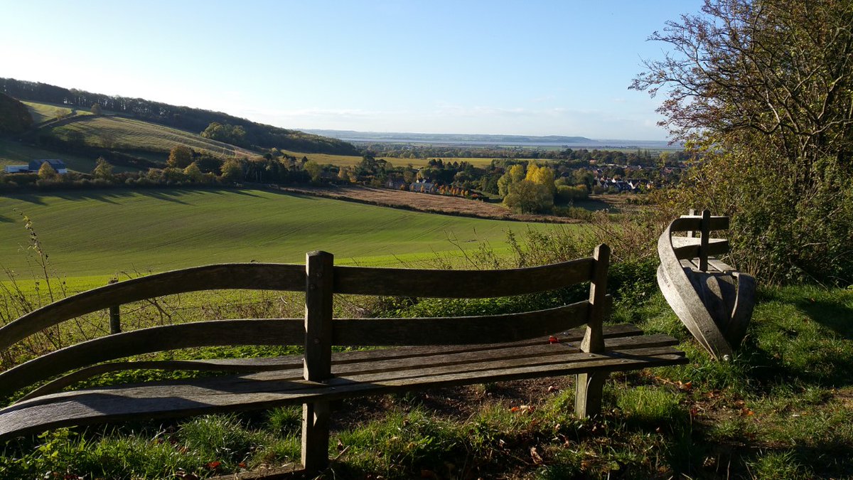 🍾 Happy New Year! 🍾

Have a great year exploring the delights of the Yorkshire Wolds Way and see where these paths will take you in 2022 🥾