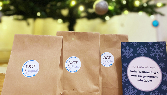 PcTdigital's tweet photo. Wir wünschen allen unseren Kund*innen, Partner*innen, Supporter*innen und Freund*innen ein frohes Weihnachtsfest! 🎄
Wir freuen uns auf ein spannendes nächstes Jahr mit tollen neuen Missionen 💙
#froheweihnachten #diesegelsindgesetzt #pctdigital https://t.co/jHPZ5caQgy