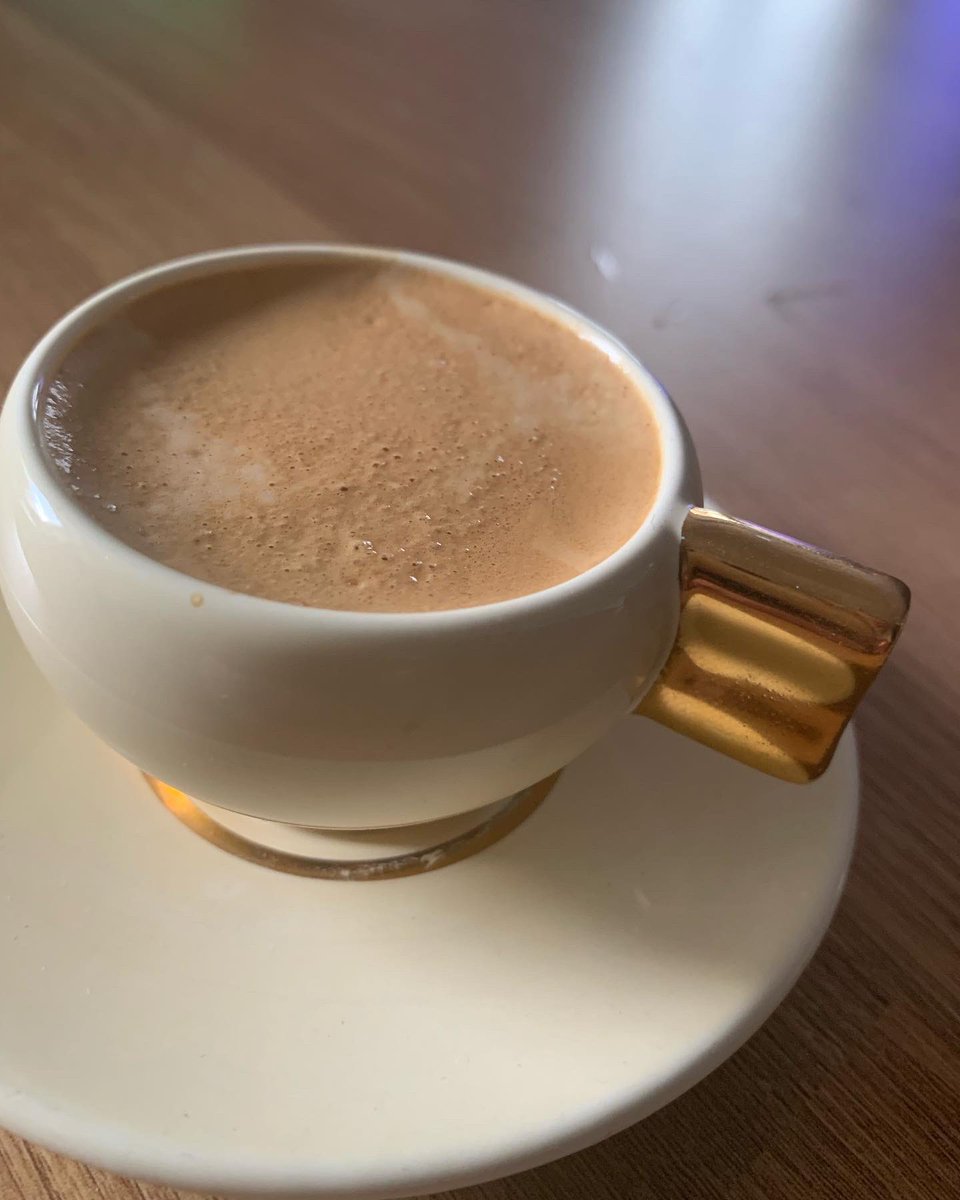 neilhwilliams's tweet photo. 1/4 Today’s Christmas Eve espresso is a Peruvian Tunki. The name Tunki comes from the local wild bird. Situated high in the mountains of the Tambopata Valley, the coffee is harvested by hand by the local…
#villeroyboch
#artdeco
#peruviancoffee
@CoffeeBeanShop
#robj https://t.co/AvnGJGMr9d