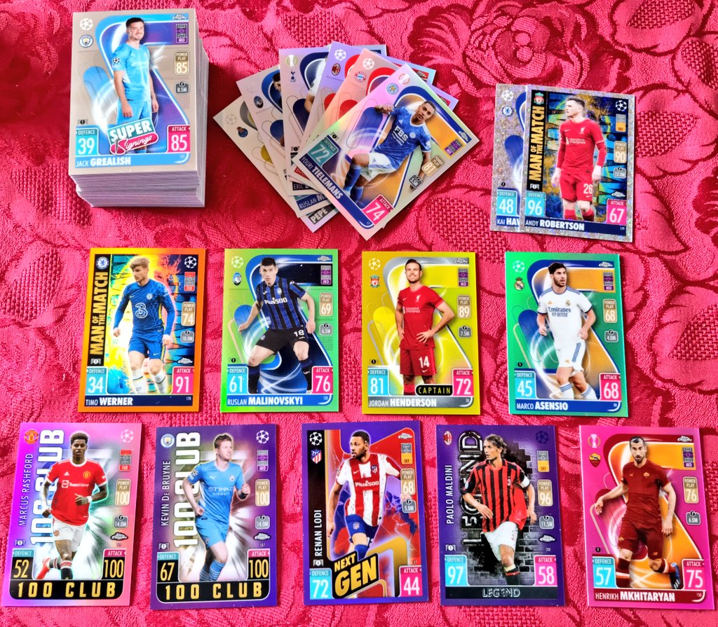 GBTCards's tweet photo. All ripped, some pretty sweet numbered cards!! How good do these cards look?!?!? Still no auto, but some more boxes on the way, the hunt continues 😂 #topps #tradingCards #matchattax #footballcards @GamerBoyWii @Topps_UK @tradewiicards_ https://t.co/qvH0Zt9flE