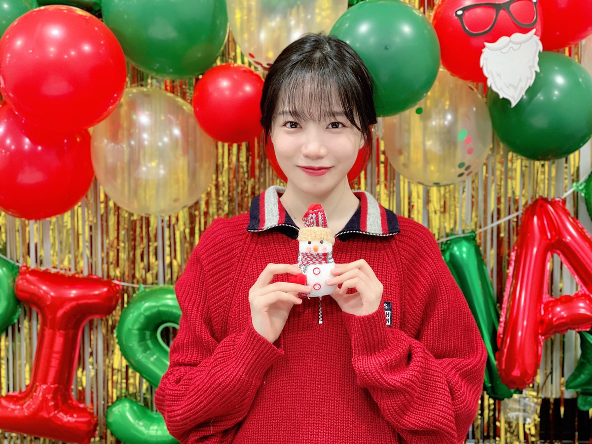 JOYURI_offcl's tweet photo. [#유리스팟] 2021.12.24 크리스마스에 유리가 올까요?👩🏻‍🍳🍪

#조유리 #JOYURI #チョユリ #MERRYYURISTMAS https://t.co/dkqlpQfLrH