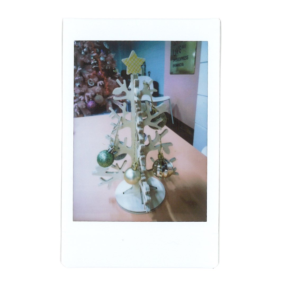 FHXxJNwagAAsbQC?format=jpg&name=orig