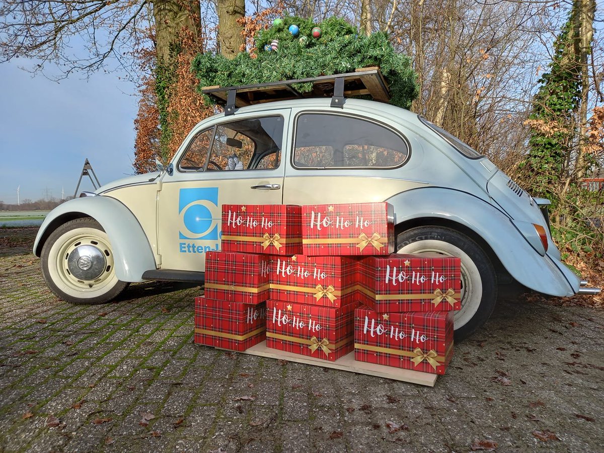onsettenleur's tweet photo. Secret Santa deel uit (deel 2)

Van alle inzendingen die Secret Santa heeft ontvangen, zijn er 10 uitgekozen, die een verrassingskerstpakket hebben ontvangen.

Namens Secret Santa heel veel plezier en  fijne kerstdagen!

#secretsantaettenleur #onsettenleur #zorgzamemaatschappij https://t.co/kkQXY8bBya