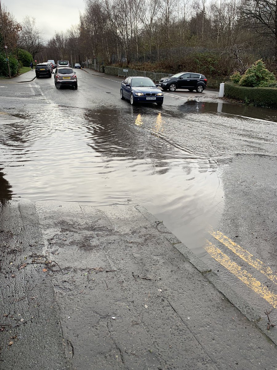 Hi @edinhelp . Can be something be done about the water on both pavements and the road at Groathill Ave Sth please? Making access shops nearby, particularly on foot very difficult on a busy day. Thanks.