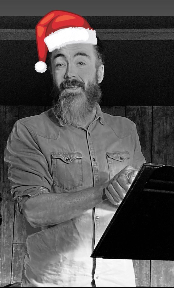 DaveMcgrath1's tweet photo. It’s Christmas. Please have a look at my filthy festive feck story called “Jesús, Mary &amp; Joseph try for a Christmas 0rgasm” 
#MerryXmas 
#ChristmasShortStory
⬇️💋
https://t.co/KBN2MxIpYx https://t.co/gH7cNQlcVy