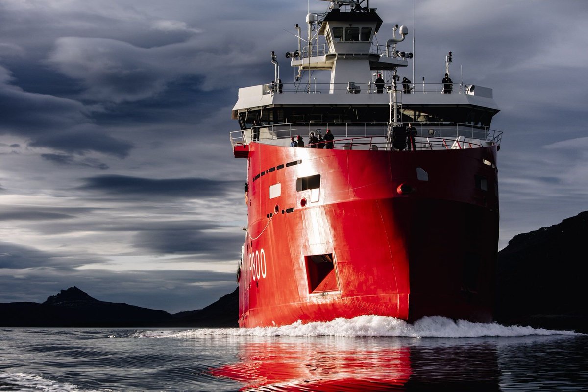 Cet article de 2019 par <a href="/bendecoin/">Benjamin Decoin</a> relate une mission du patrouilleur polaire L'#Astrolabe dans la ZEE des #TAAF acoram.fr/prix-marine-br…