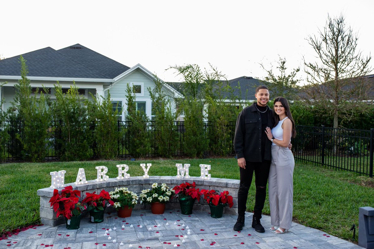 coachtk_'s tweet photo. Forever thing! 💍❤️ https://t.co/KuKvbFi6r9