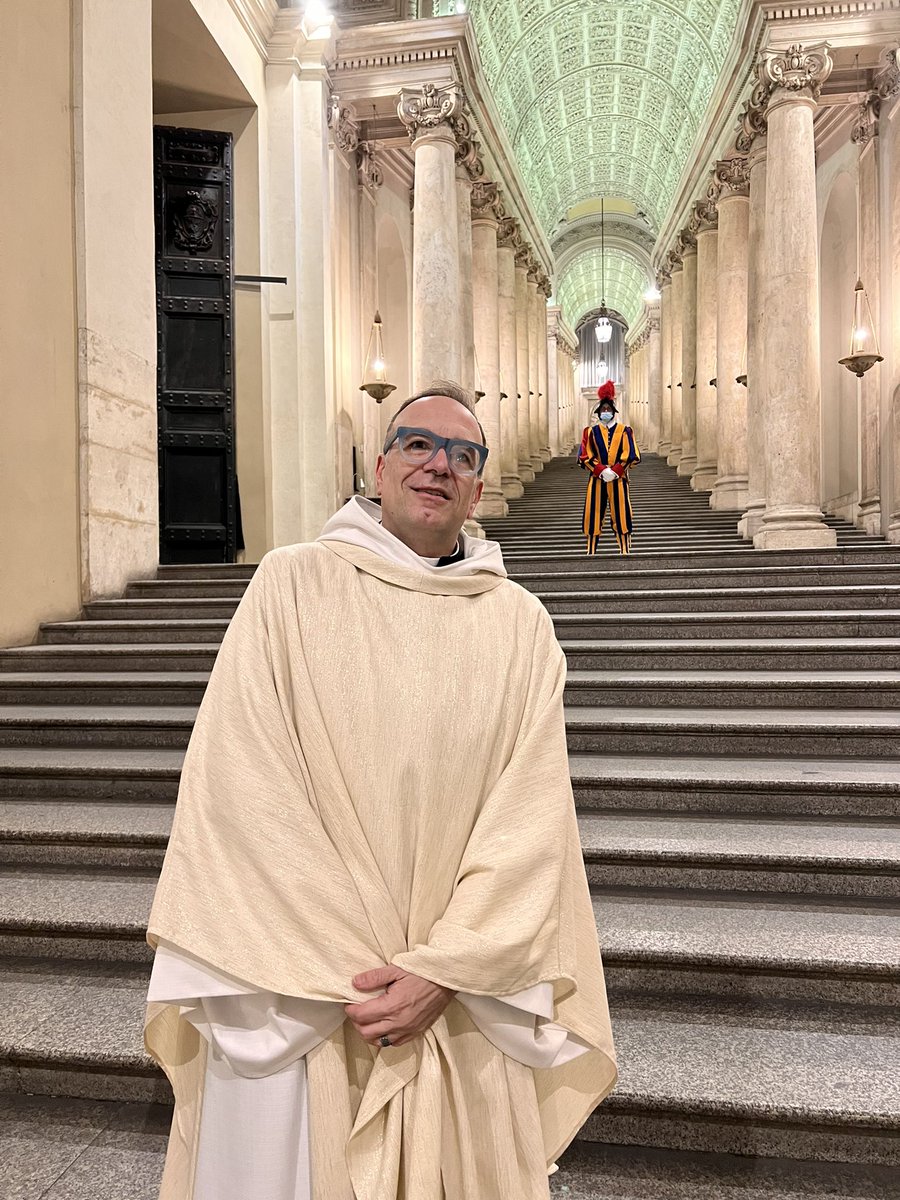 JimSichko's tweet photo. Preparing for MIDNIGHT MASS (7:30pm) at St Peterโs Basilica, Vatican City, VATICAN! #missionaryofmercy #prayingforyouall https://t.co/UDVDeW2mw9