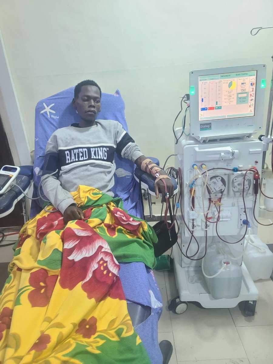 Auntyadaa's tweet photo. Otuedon omamogho needs our help!! 

Omamogho is currently suffering from Chronic Kidney Disease Secondary to Chronic glomerulonephritis and he is currently on twice weekly maintenance Haemodialysis. 

Kindly 0107292374 GTB otuedon omamogho. 

Help RT! 🙏 https://t.co/OxH3PenK0y