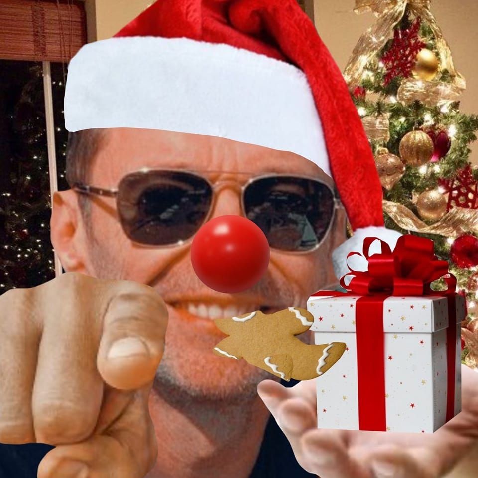 ⠀

          เฮ้ยไอ้หนู ให้ของขวัญฉันยัง /ชี้

⠀⠀