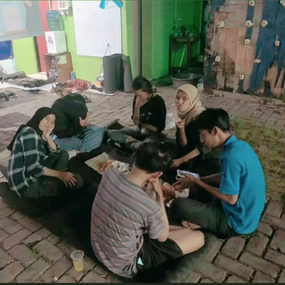 MAPALAVOLCANO's tweet photo. Makan bersama ✨ https://t.co/PisJBBIpOW
