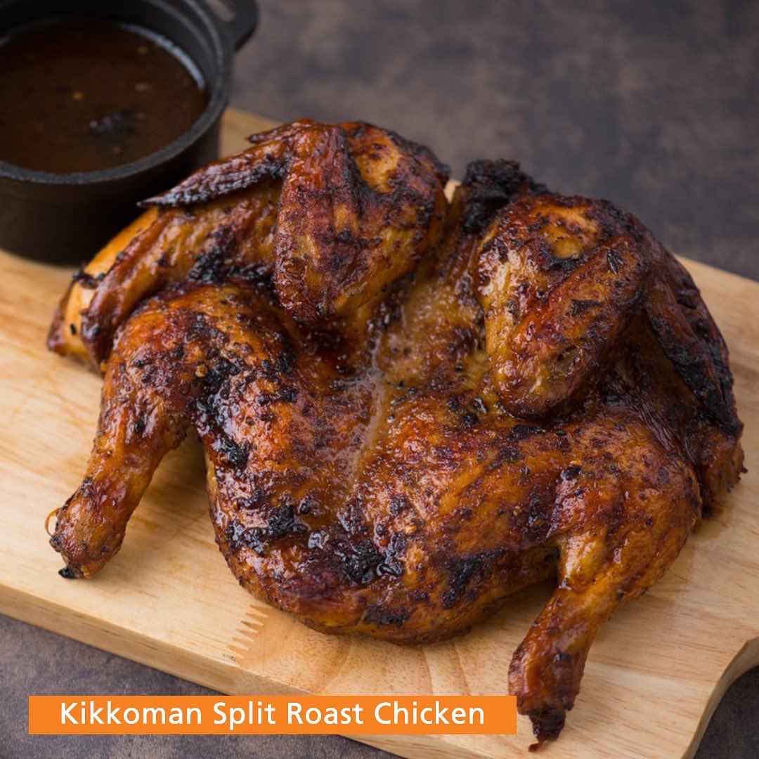 KikkomanIndia's tweet photo. What makes Christmas special? A hearty meal that you can enjoy with your friends and family! So cook up a dish that leaves its mark - try this Kikkoman Split Roast Chicken curated by Chef Vicky Ratnani and receive compliments all day long!
#CookingWithKikkoman
#Didyouknow https://t.co/3mURGRFqPN