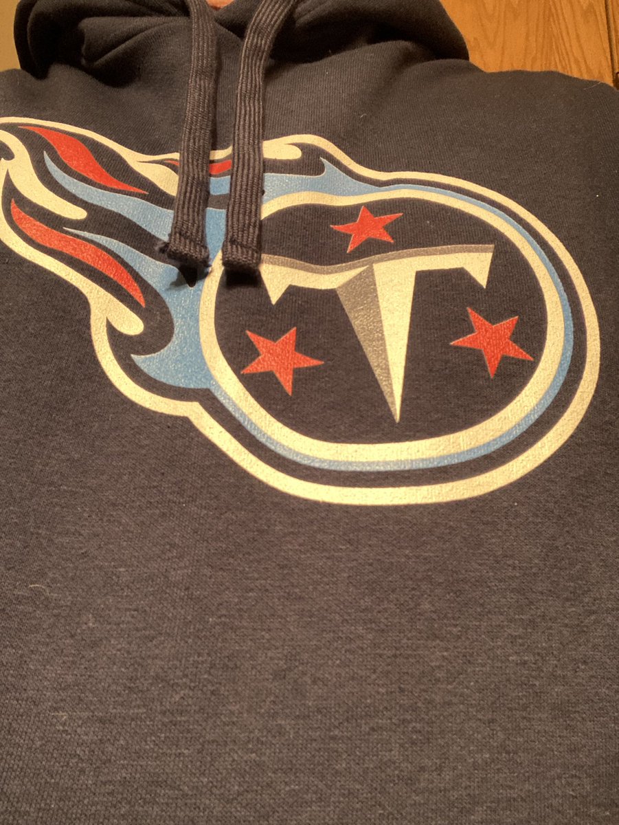 jtworkin's tweet photo. Casual Friday for work. Great day to wear my @DillonRadunz Titans hoodie 🤘🏈. #ProBison #BisonPride https://t.co/ZZa9DZKrU0
