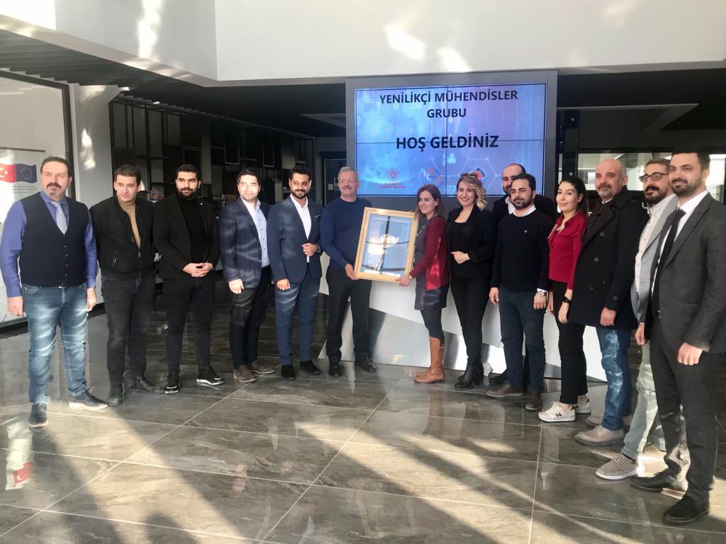 YDDMmersin's tweet photo. Yenilikçi Mühendisler Grubuna,  Mersin Model Fabrika ve Yenilik Merkezimizi ziyaretlerinden dolayı teşekkür ederiz. @yenilikmersin #modelfabrika #mersinmodelfabrika #modelfactory #yalinuretim #leanmanufacturing #innovation #inovasyon https://t.co/wnu1eJwzts