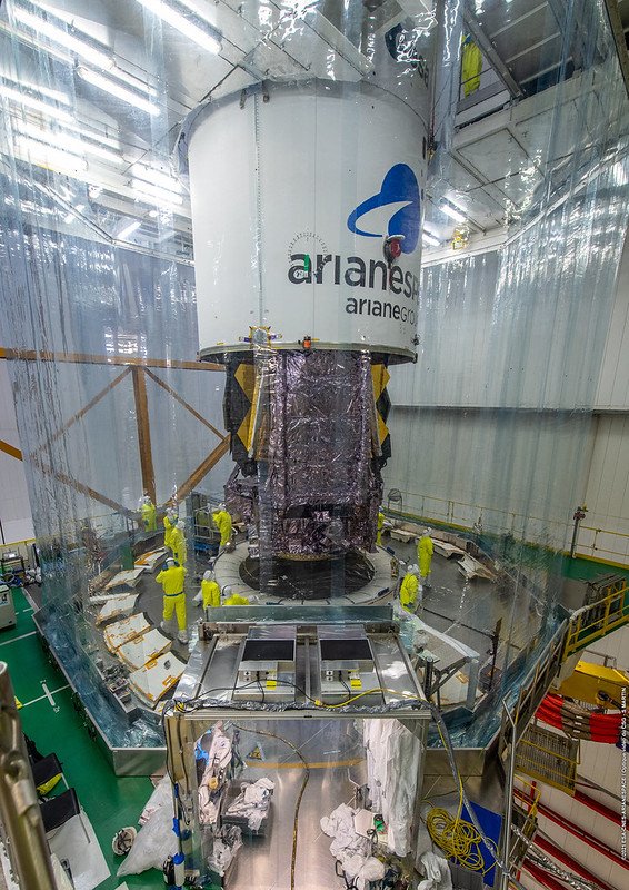 NASA_STI's tweet photo. #FunFactFriday: @NASAWebb was packed into the @ariane5 nosecone using a laser-guided crane system. If the weather holds, this will be the biggest gift to unwrap on Christmas! Learn more in the STI Repository! https://t.co/ng03xAujjF #NASAMissionGo #UnfoldTheUniverse ππ°οΈ https://t.co/TZ4zXufsHg