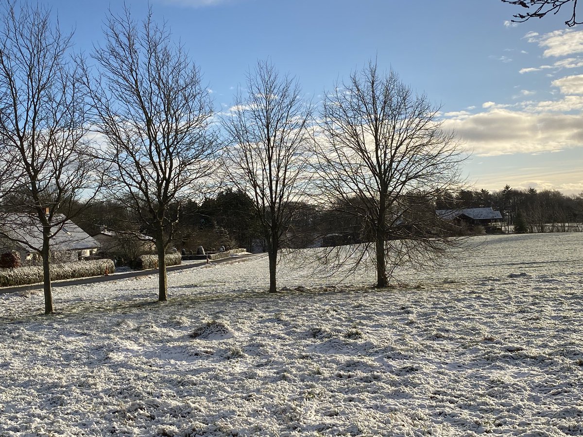 Kære testere og jer, med stikkeremedierne😀💉💉💉
Rigtig glædelig jul. Og tusind tak for indsatsen. Tænk at have det overskud at smile varmt med øjnene til os allesammen og ønske hver og een af os glædelig jul. Glædelig solhverv til dem, der ikke juler. #taknemmelighedenerstor