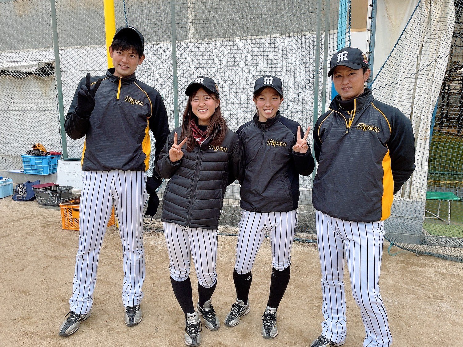 タイガースチア ユニフォーム150 61sOnCYs+aL._SY350_QL65_.jpg