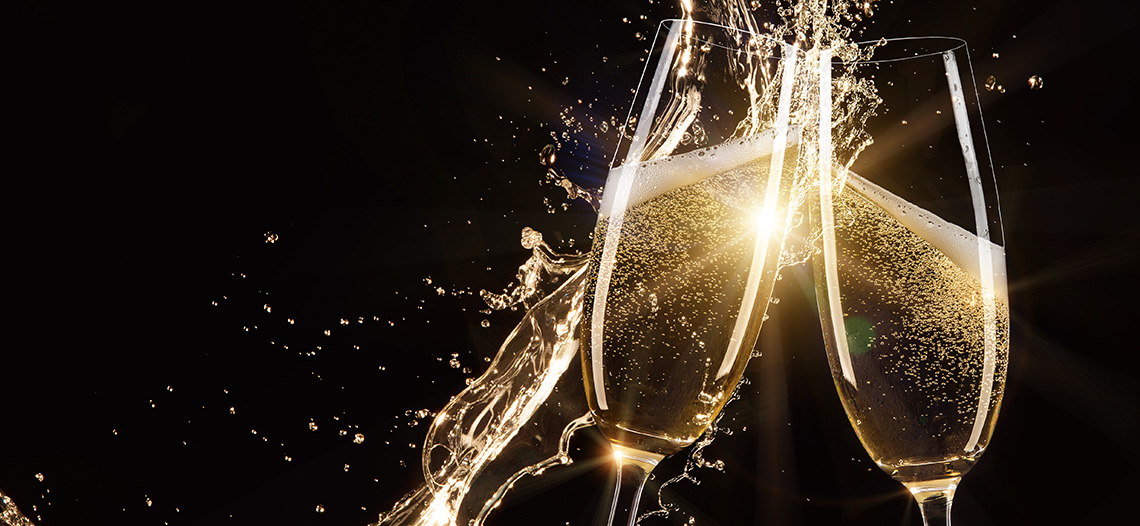 Not all Champagne is created equal. Here's what you need to know before NYE.  #bubbly #Champagne #NewYears #Wedding #winenotes

mvmag.net/?p=65711