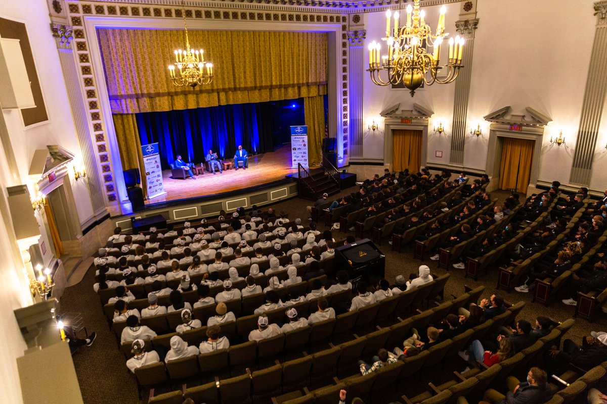 Great Day 1 in Detroit ✔️✔️✔️
@quicklanebowl 

#LetsRide