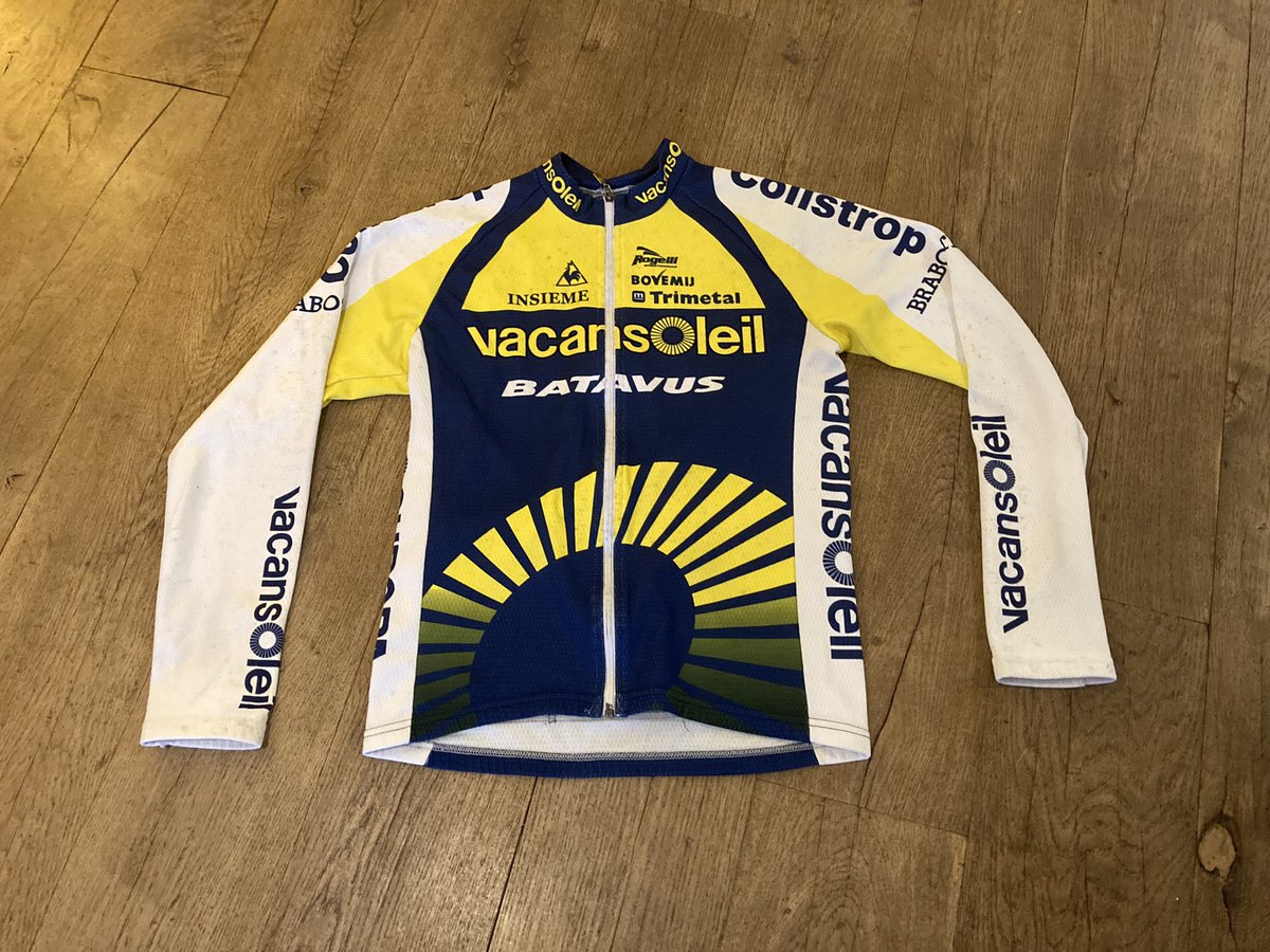 RenzeJoris's tweet photo. @JumboVismaRoad @Vacansoleil_NL @hein_derosa Ouderwets wordt weer nieuwerwets! https://t.co/JXA3mC7tVm