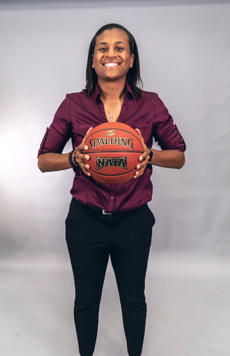 STU_WBasketball's tweet photo. Happy birthday coach!  @CoachWalkerSTU 🥳 🎂 

Thank you for being a leader to our young ladies. Hope you have a wonderful day! 🐾 

#TAPIN // #BOBCATBIRTHDAY https://t.co/CFrYrgcWdv