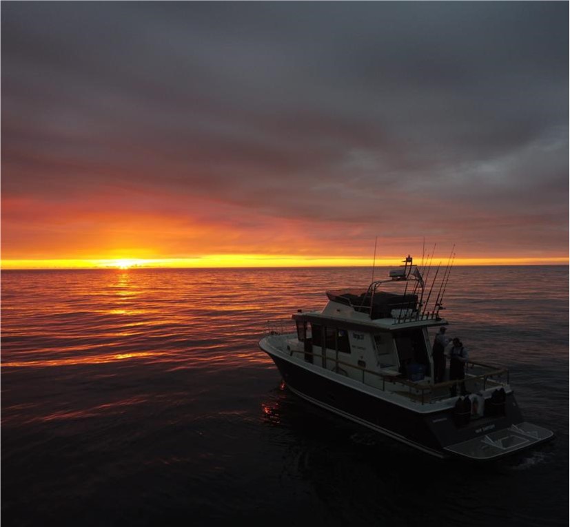As the sun sets on the busiest year we can ever remember, we’ve been so pleased to see our owners enjoying their boats in these difficult times and look forward to welcoming more in 2022. Best wishes to our customers &amp; owners for a Merry Christmas and a Happy &amp; Healthy New Year🎅