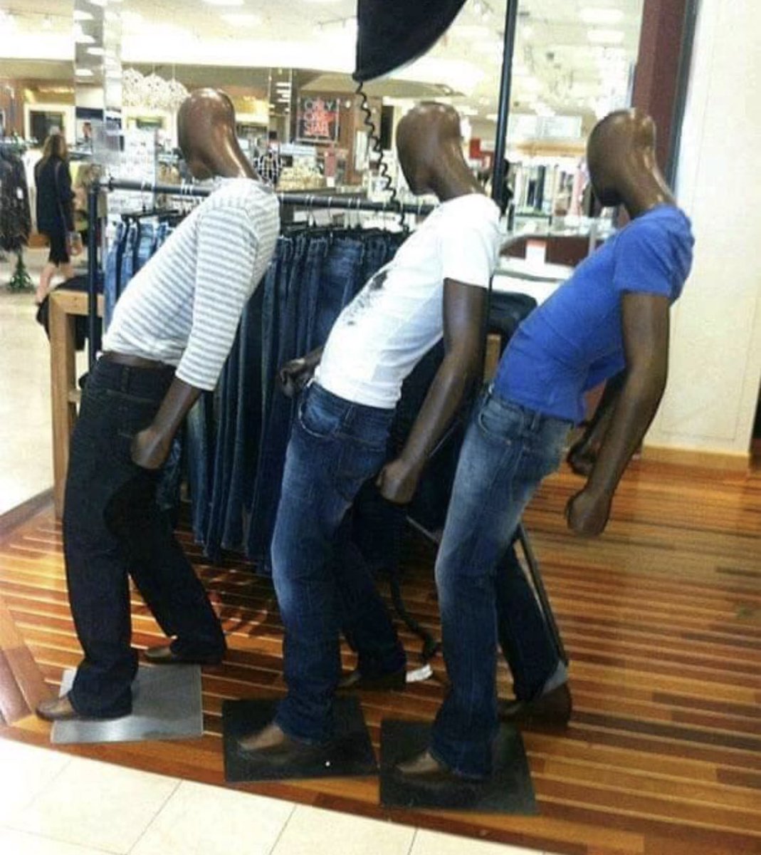 fendlele's tweet photo. Went to a mall at Protea Glen, ai yini manje lena🤦🏾‍♂️ https://t.co/mmh4xiekmQ
