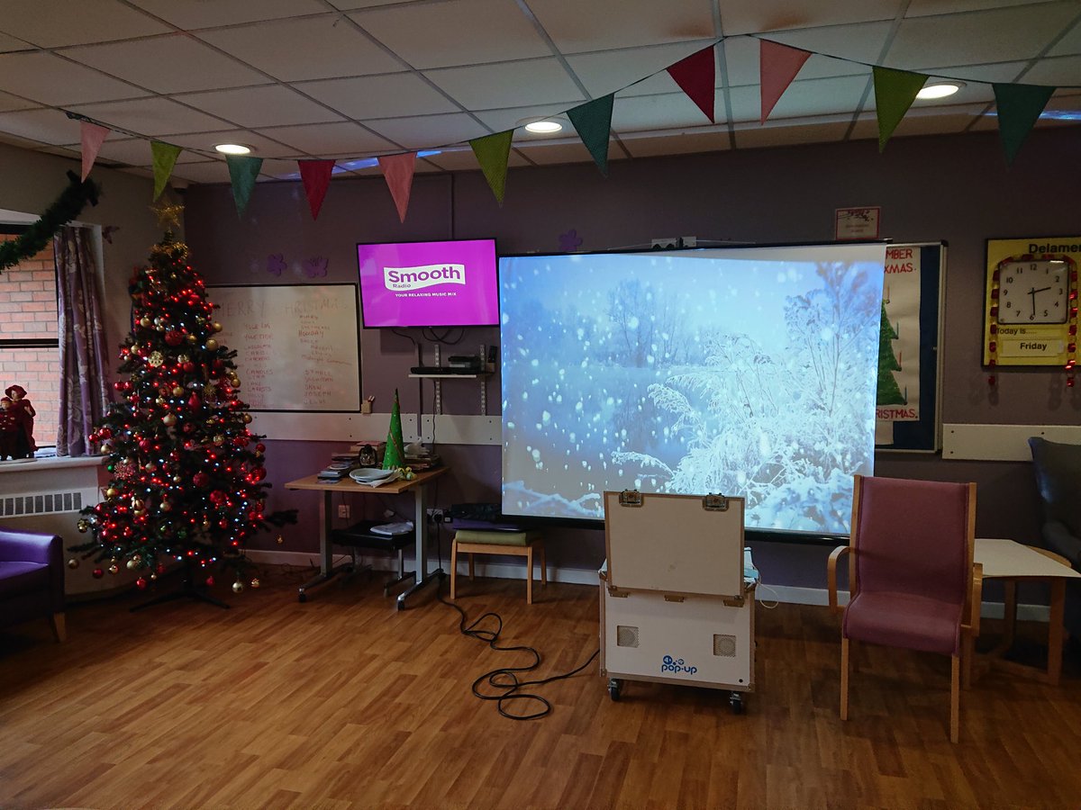 Christmas carols reminiscence and mince pies for the ladies on Delamere this afternoon. 🎄🎅🍷
