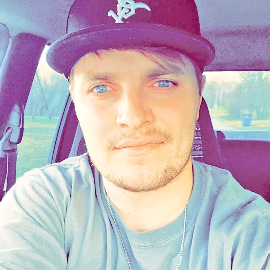 Biigg_Frozone's tweet image. Baby bluuueeeessss for days.