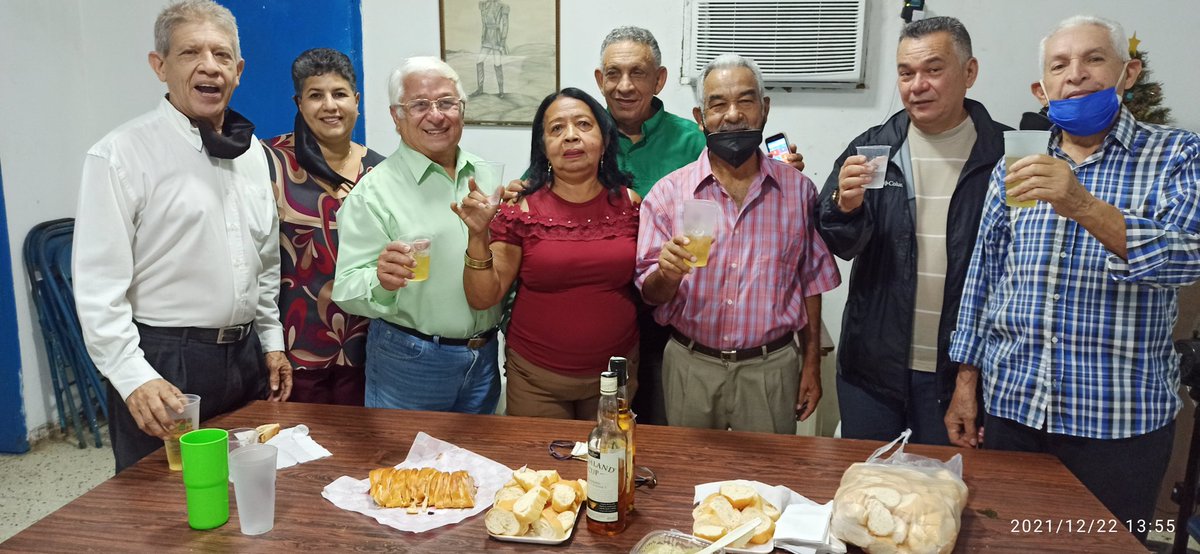 CopeiOdcaAnzoat's tweet photo. COPEI Odca #Anzoategui realizó maravilloso y muy emotivo Compartir Navideño; en el que se habló de afianzar la lucha por el rescate de la democracia y de planes para alcanzar logros por el bienestar de la gente y sus comunidades

@robertoenriq @RobertGarciaP @victorc_a @rdiazccs https://t.co/2NQAShQ2vj