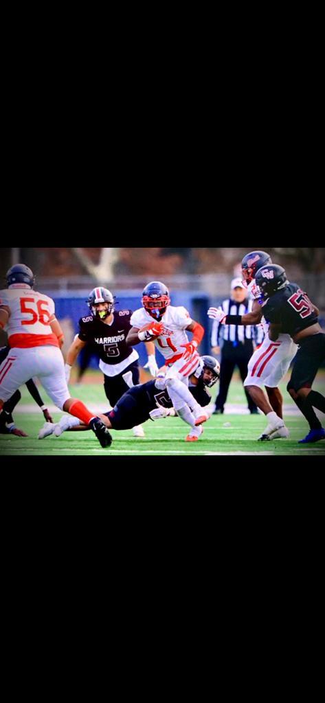 Chad the Kraken (@chadellis91) on Twitter photo Please do NY football player rankings accurately. If this young man isn't at the minimum top 10 then you haven't done you're job correctly. 2023 Athlete <a href="/TheReal_Jerry4/">Jeremiah Colclough</a> S/PR/KR/WR/RB film don't lie <a href="/Rivals/">Rivals</a> <a href="/RivalsFriedman/">Adam Friedman</a> <a href="/PrepRedzoneNY/">Prep Redzone New York</a> <a href="/247recruiting/">247Sports Recruiting</a> <a href="/LIBasketball23/">LI Sports Fanatic 🏈🏀⚾️</a> @ShawnB_247 Please do NY football player rankings accurately. If this young man isn't at the minimum top 10 then you haven't done you're job correctly. 2023 Athlete <a href="/TheReal_Jerry4/">Jeremiah Colclough</a> S/PR/KR/WR/RB film don't lie <a href="/Rivals/">Rivals</a> <a href="/RivalsFriedman/">Adam Friedman</a> <a href="/PrepRedzoneNY/">Prep Redzone New York</a> <a href="/247recruiting/">247Sports Recruiting</a> <a href="/LIBasketball23/">LI Sports Fanatic 🏈🏀⚾️</a> @ShawnB_247
