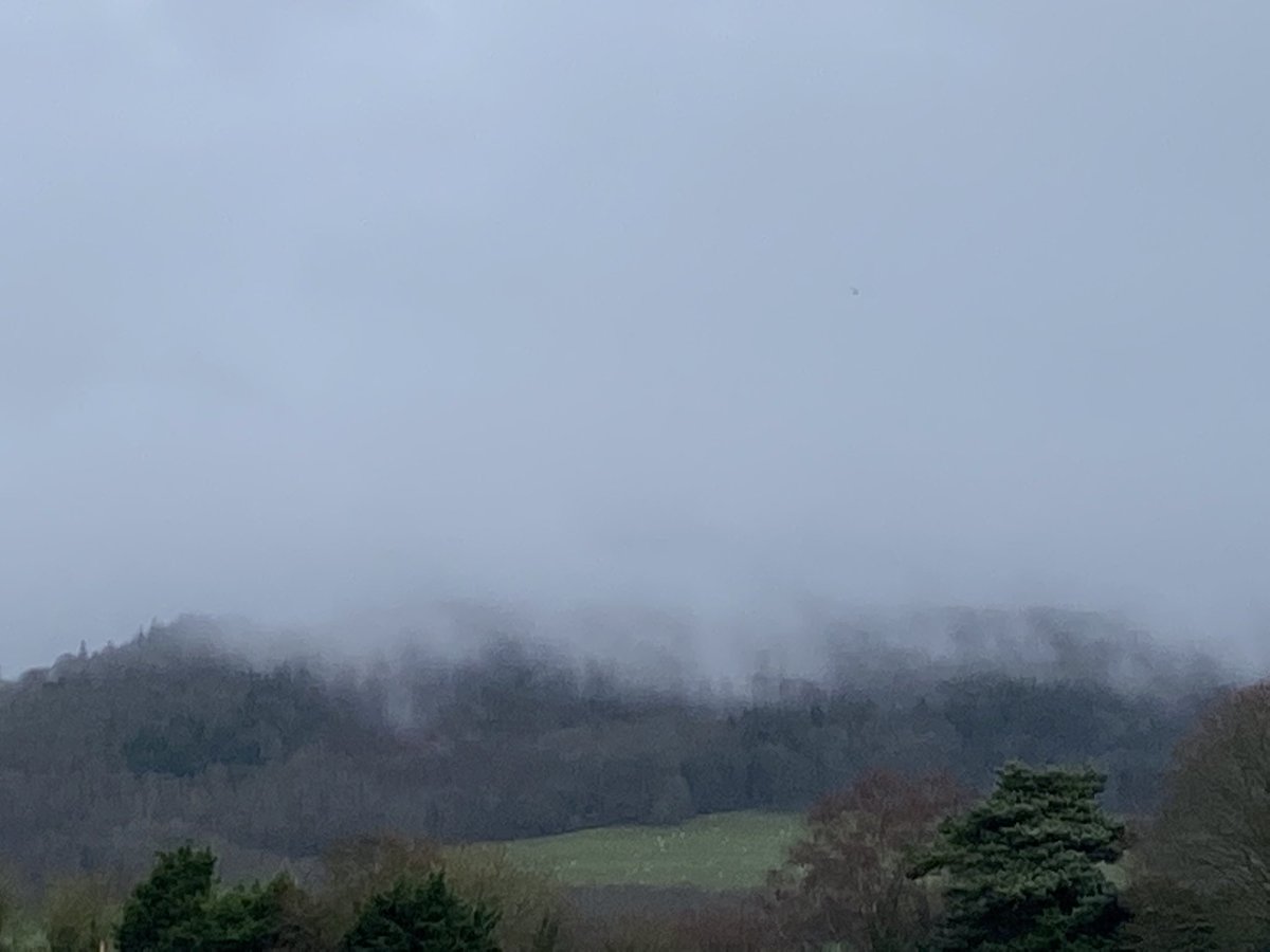 MrsVeriTea's tweet photo. The Christmas Eve adventures continue; with the present drop completed at the edge of Exmoor, a cheeky walk had to be done. 🥰 In typical moor fashion though, it had to be cut short as the next lot of weather rolled in - FAST!! 😳 #RollingClouds #MoorWeather #Exmoor ☁️ https://t.co/237NHSeqkE